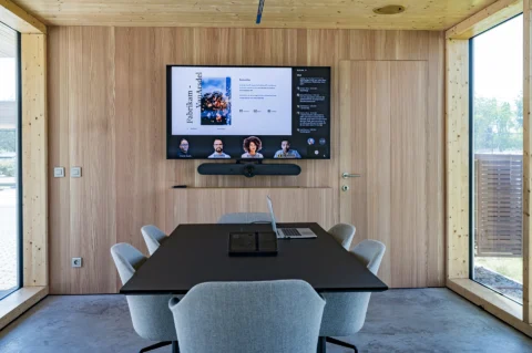 Volvo Trucks - VIP Building, Meetingroom 6 pers.