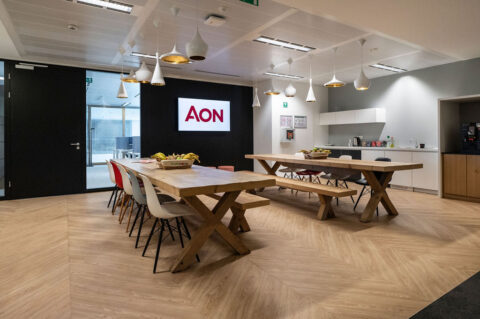 Aon - Digital Signage coffee corner